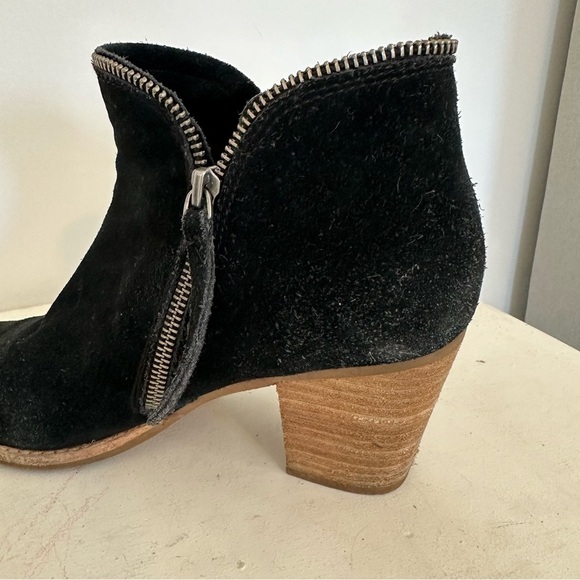 Dolce vita jana black suede pointed toe zipper ankle boots - Picture 3 of 11